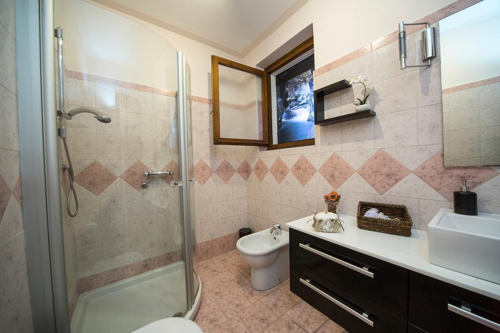 Casa Vacanze La Nautica Baveno Luaran gambar